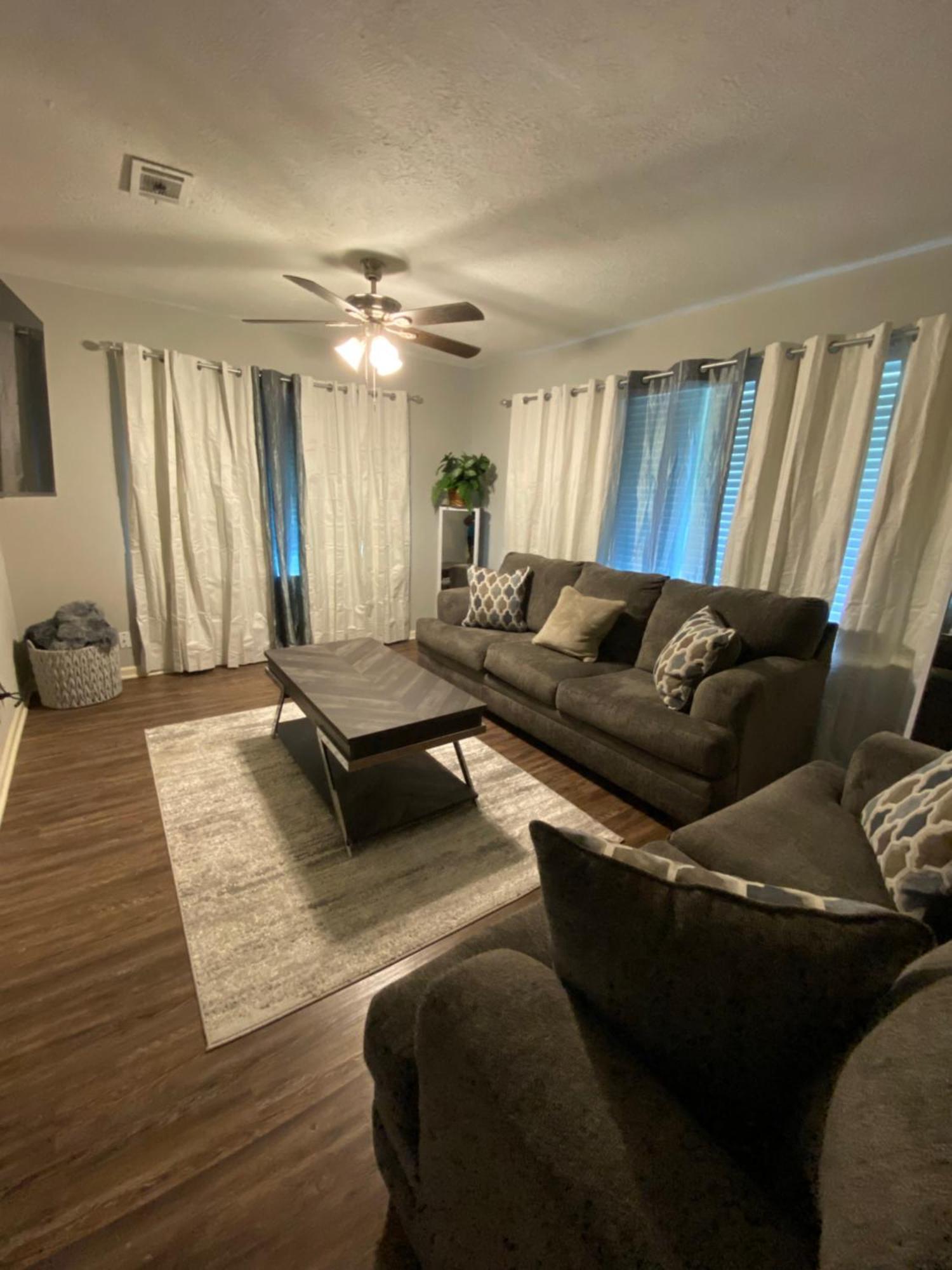 Charming 3Bdrm Retreat Near Hcu Villa Houston Bagian luar foto