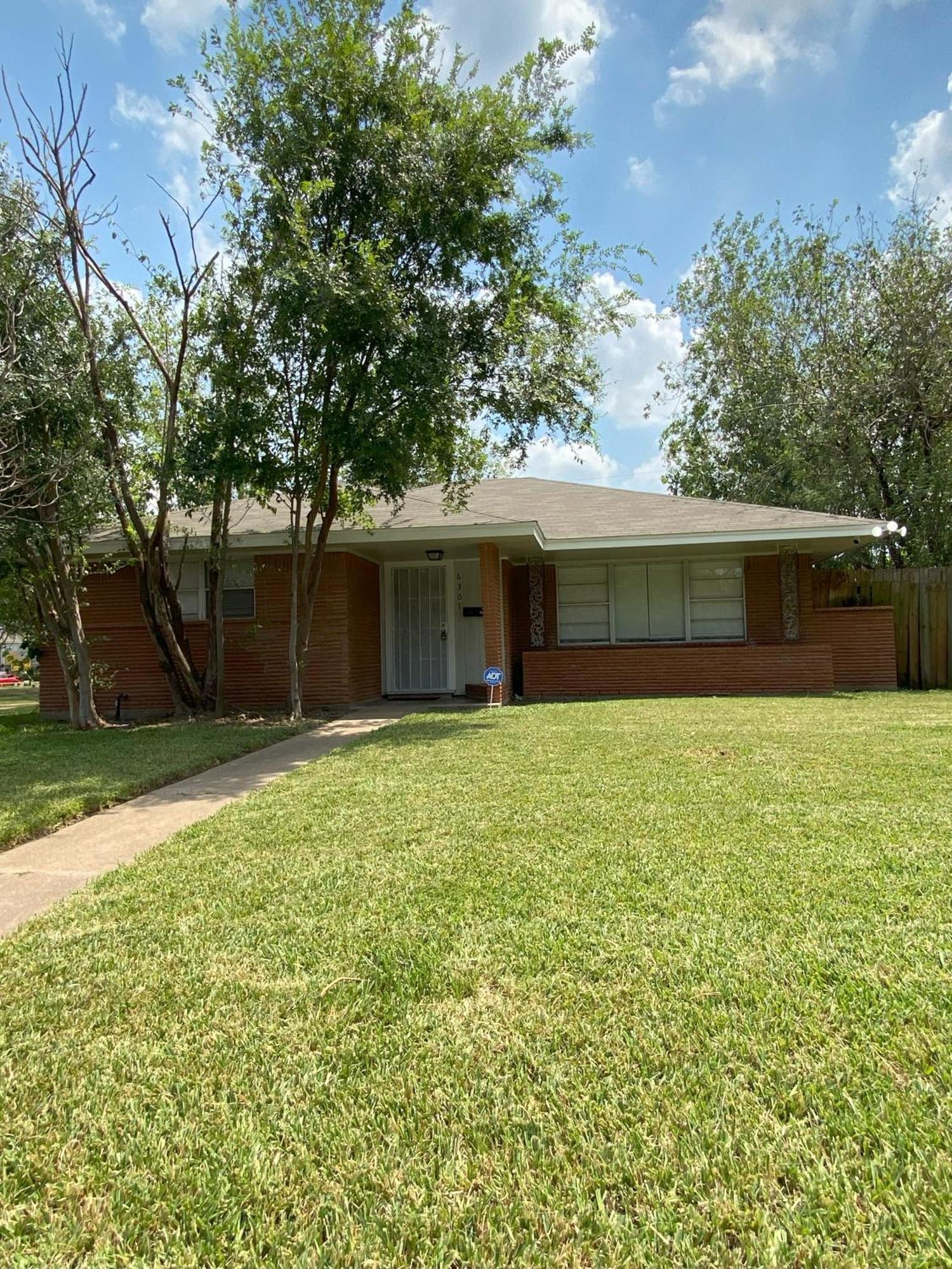 Charming 3Bdrm Retreat Near Hcu Villa Houston Bagian luar foto